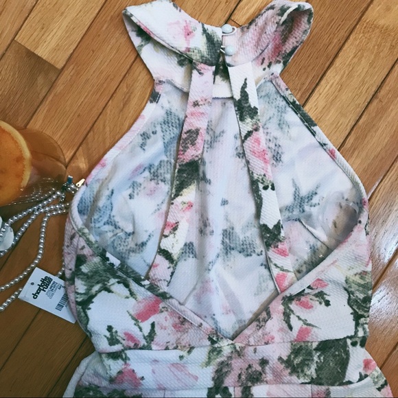 Floral Romper - Picture 4 of 4